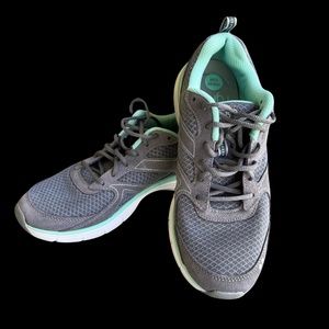 Ryka Sneakers size 10.5 - almost new